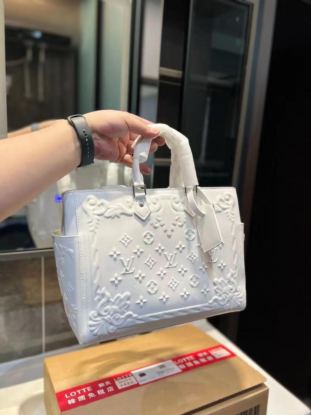 Louis Vuitton handbag - PR Collection