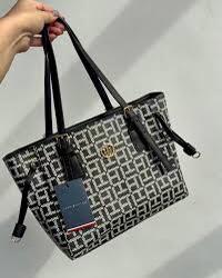 Branded Women Handbags