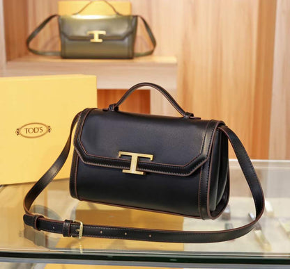 Tod's Shoulder Bags