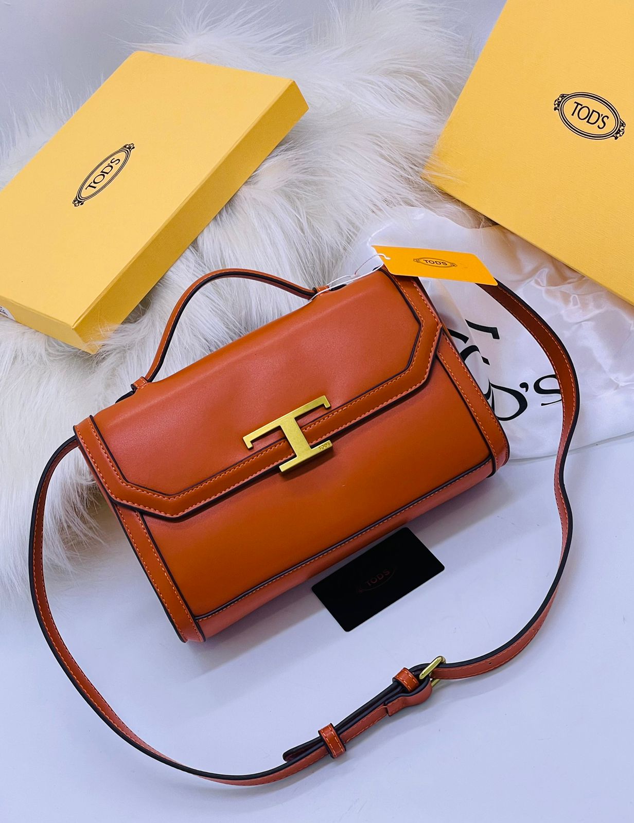 Tod's Shoulder Bags