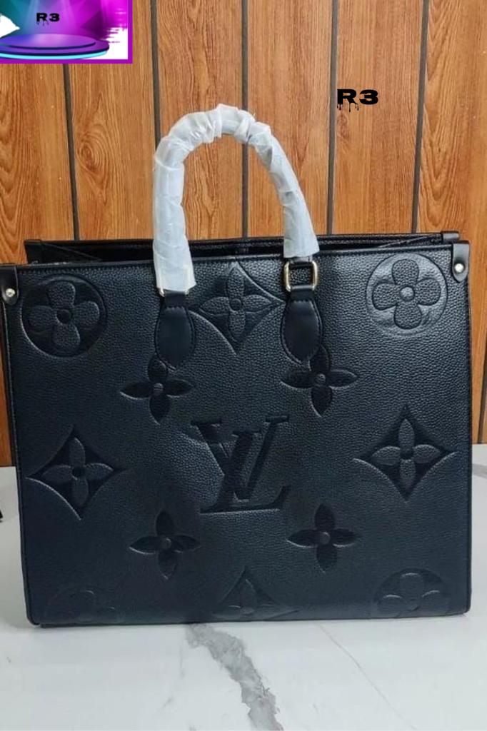 Louis Vuitton Tote  Bags