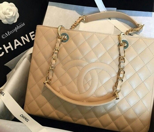 Chanel Tote Bags