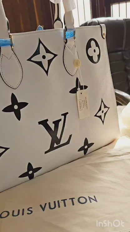 Louis Vuitton Tote Bags